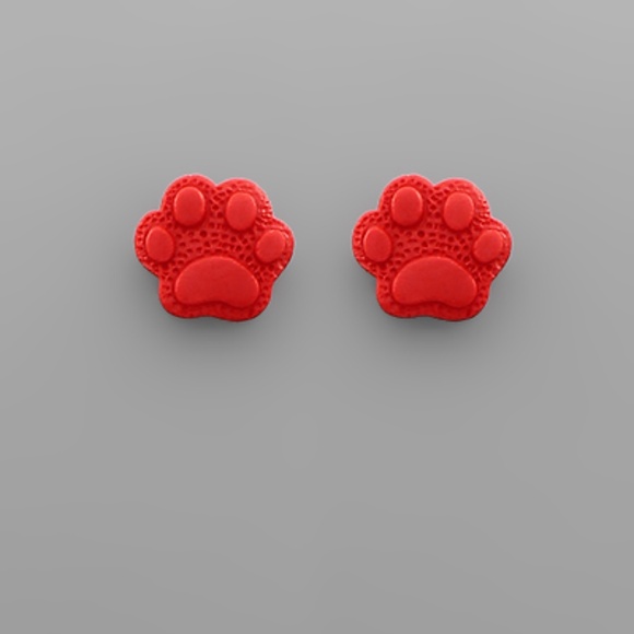 15mm Clay Paw Studs - Picture 1 of 2